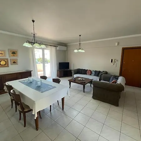 Apartment Filothei's Cozy Home. *
