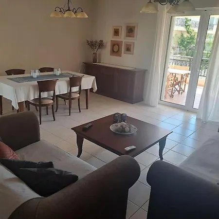 Apartment Filothei's Cozy Home. *